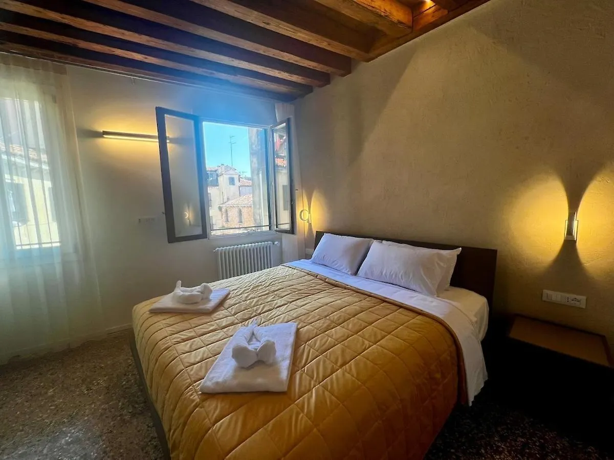 San Matteo Rialto Terrace Apt Venedig Italien