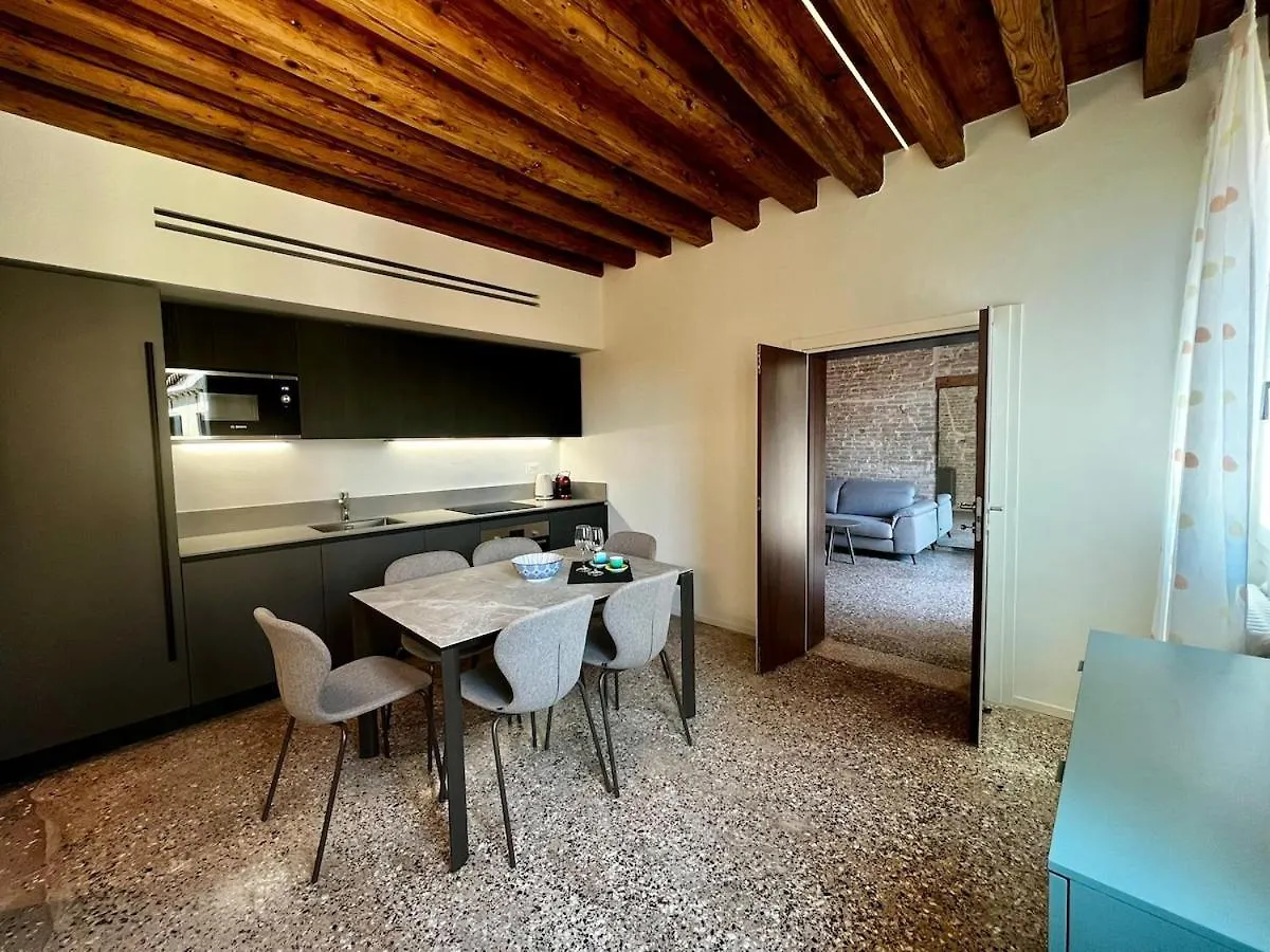 San Matteo Rialto Terrace Apt Venedig