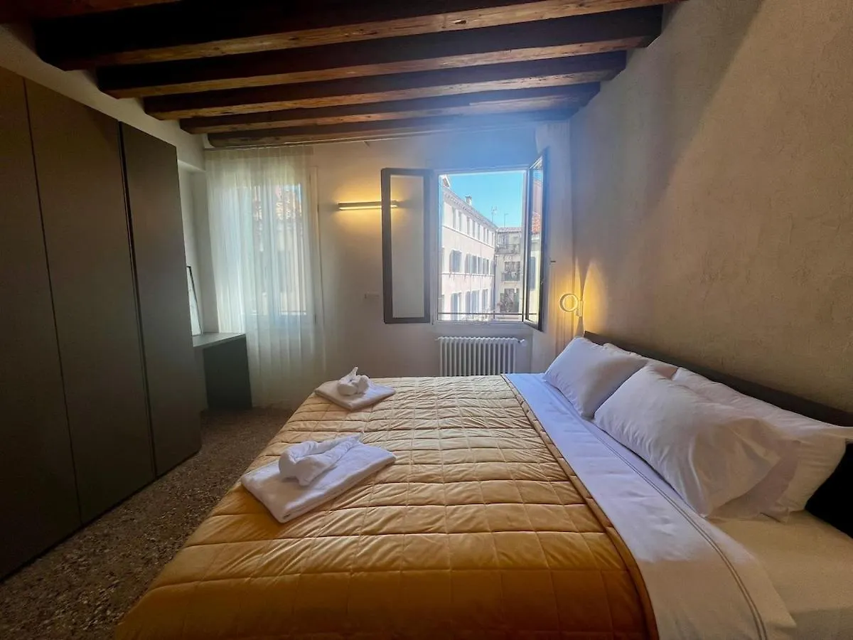San Matteo Rialto Terrace Apt Venedig Apartment