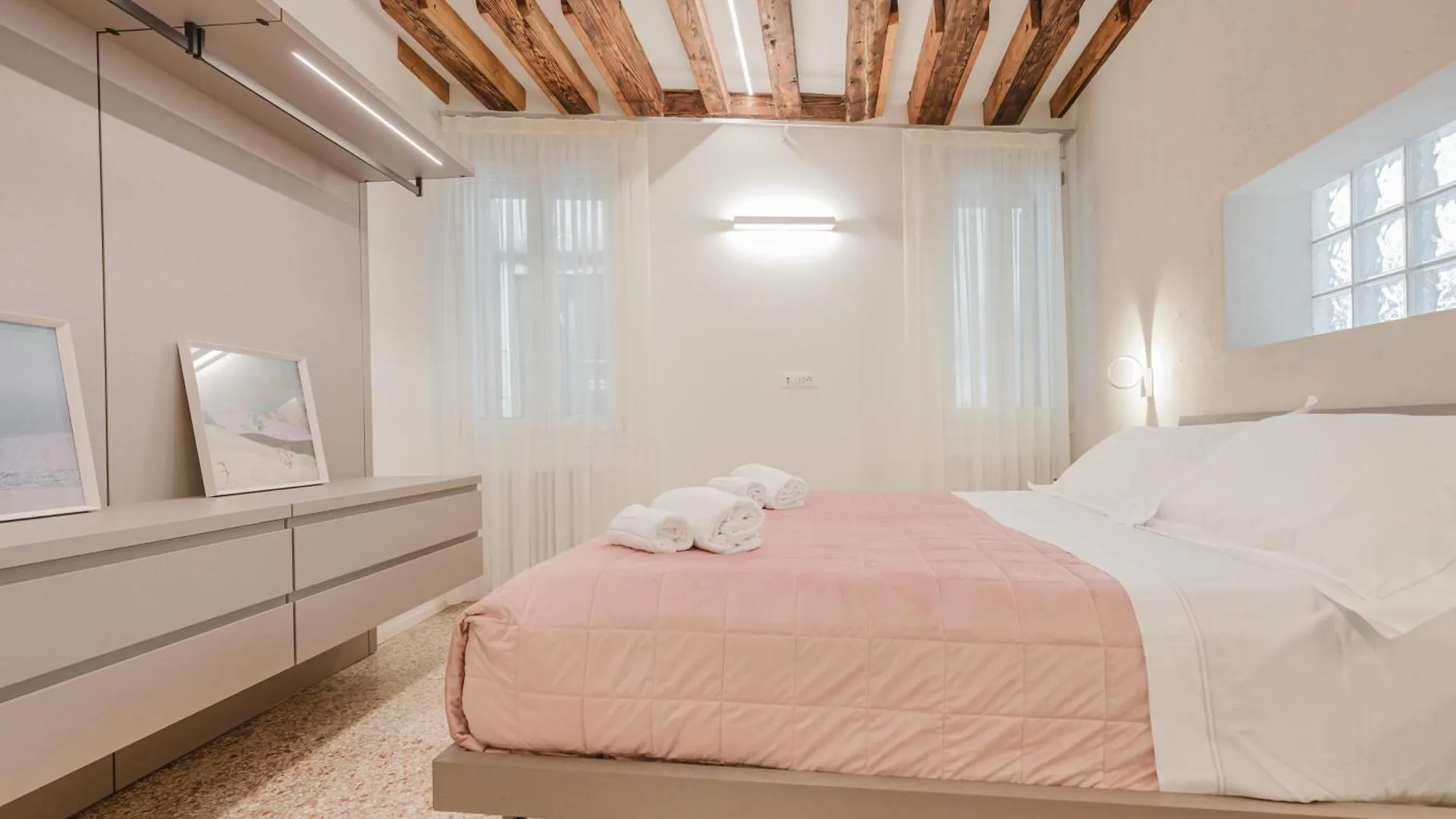 San Matteo Rialto Terrace Apt ヴェネツィア