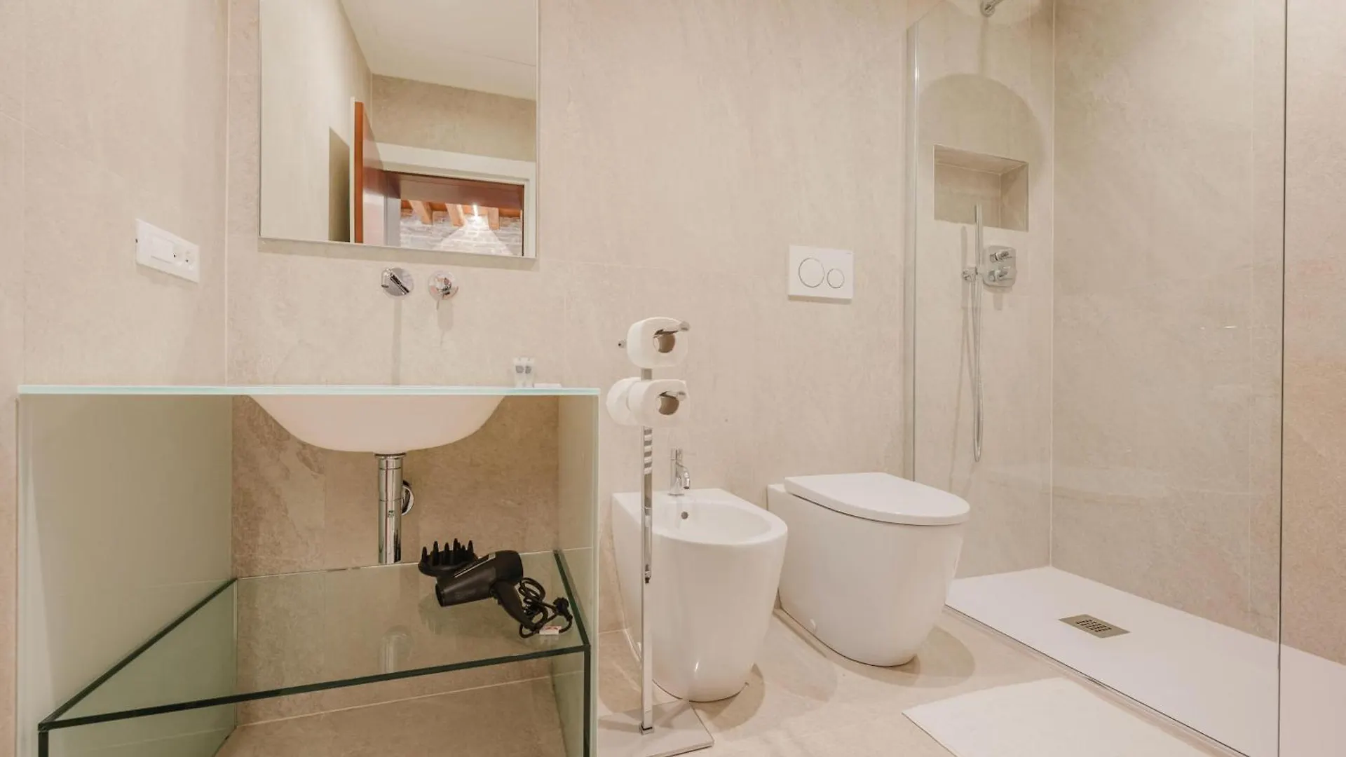 San Matteo Rialto Terrace Apt Venedig